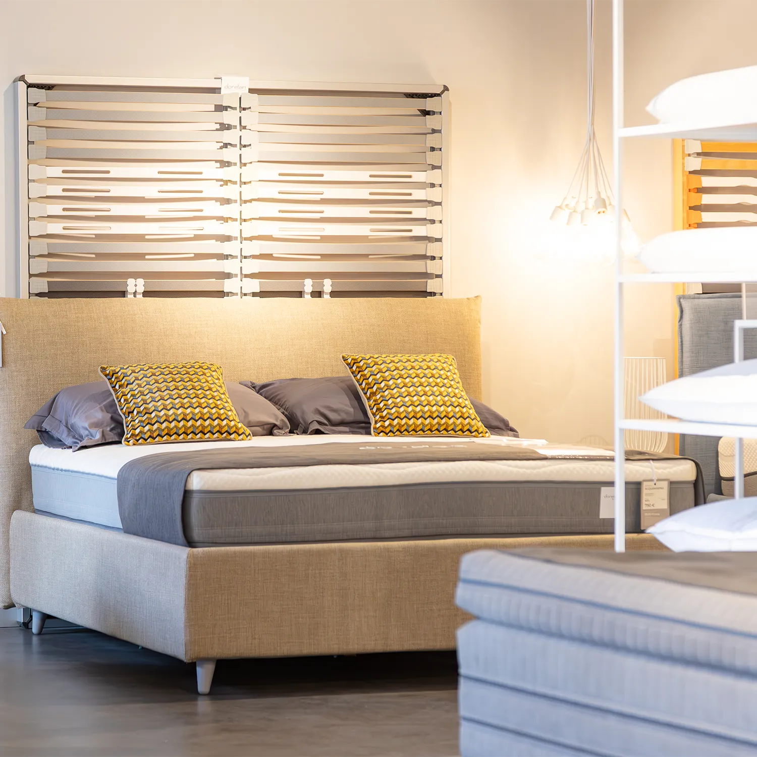 gruppo-de-stasio-dorelan-store-villaricca-gallery-3