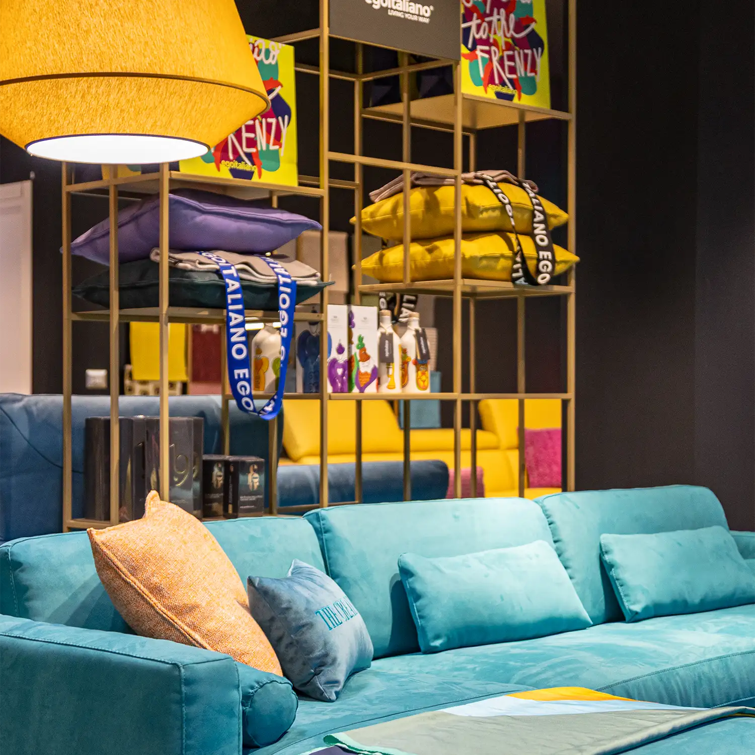gruppo-de-stasio-egoitaliano-store-vomero-gallery-1